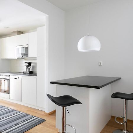 2Ndhomes Cozy 1Br Apartment With Balcony By The Central Station Helsinki Dış mekan fotoğraf