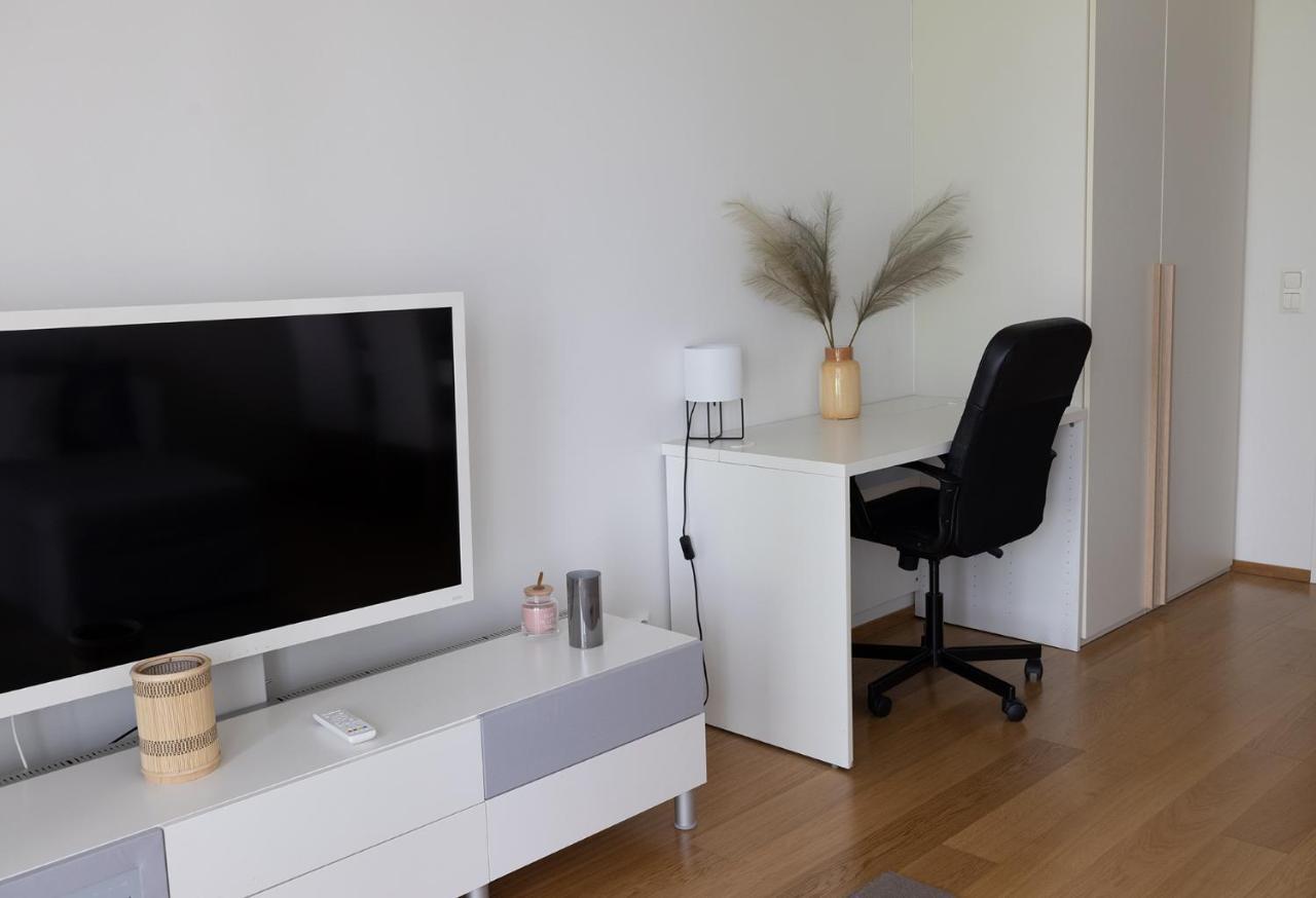 2Ndhomes Cozy 1Br Apartment With Balcony By The Central Station Helsinki Dış mekan fotoğraf