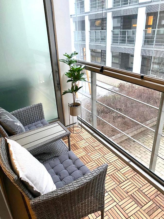 2Ndhomes Cozy 1Br Apartment With Balcony By The Central Station Helsinki Dış mekan fotoğraf